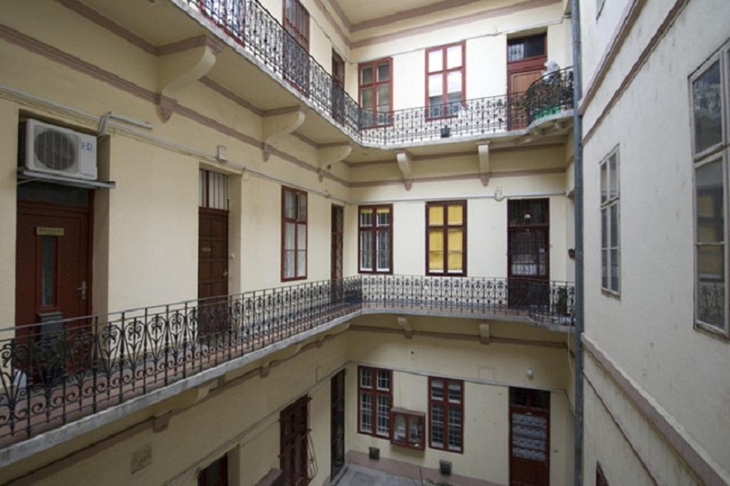 Broadway Apartment Budapest Room photo