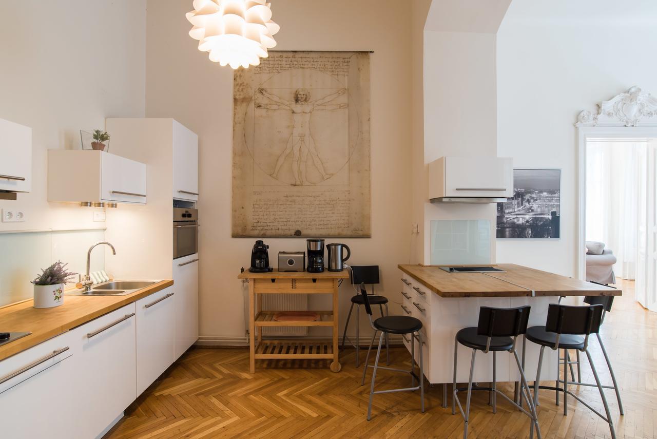 Broadway Apartment Budapest Exterior photo