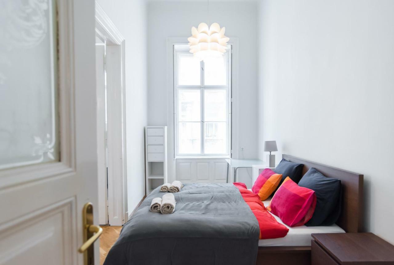 Broadway Apartment Budapest Exterior photo